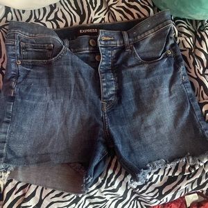 EXPRESS JEAN SHORTS